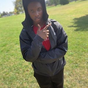 Meet your Posher, Mari